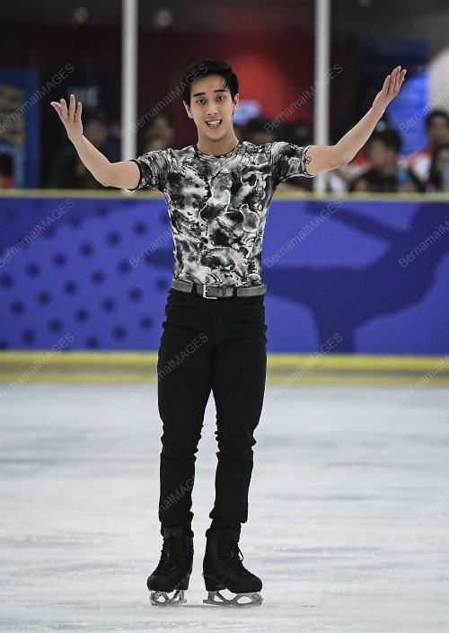 SEA42_01122019_ICESKATING