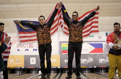 SEA60_21082017_BOWLING_EMAS