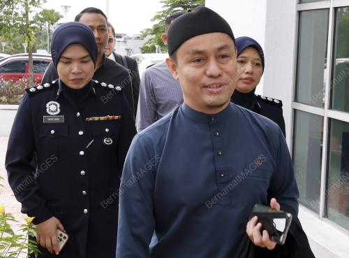 AZMAN SYAH ALIAS