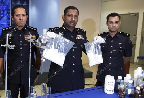 DATUK HUSSEIN OMAR KHAN