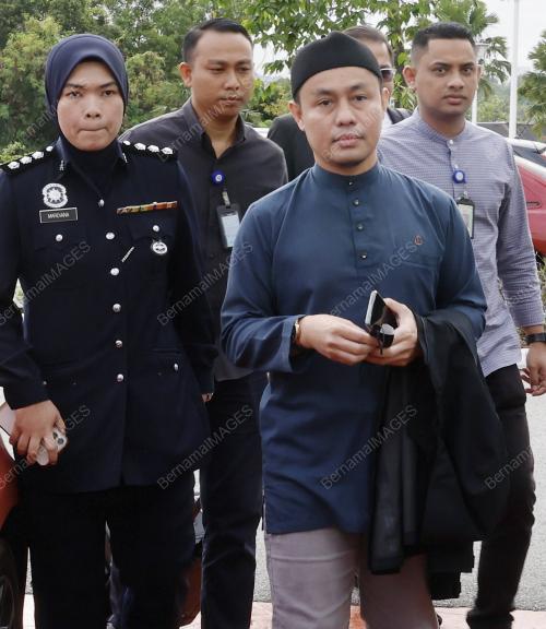 AZMAN SYAH ALIAS