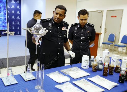 DATUK HUSSEIN OMAR KHAN