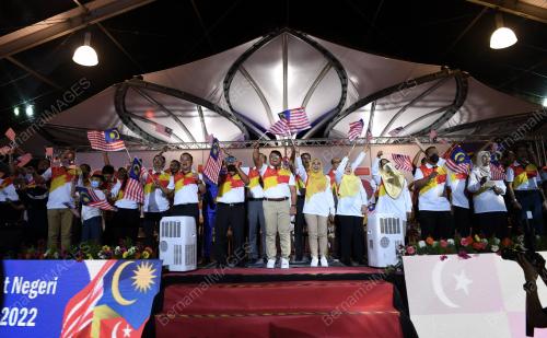 DATUK SERI AMIRUDIN SHARI
