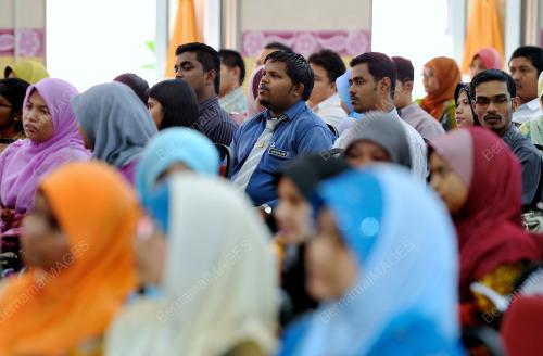 SG00_14012012_RAPAT_1M_1