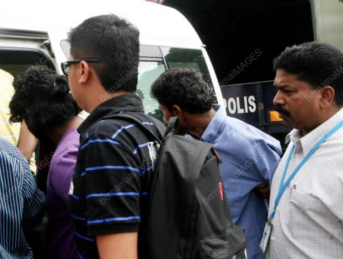 KES BUNUH AHLI PERNIAGAAN INDIA
