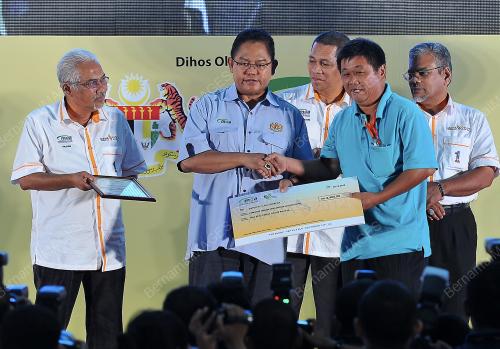 SG01_02122012_MAHA_2012