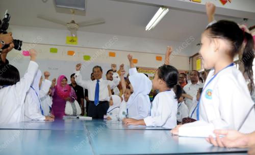 SG01_03012013_LAWAT_SEKOLAH