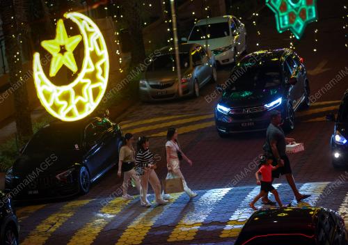HIASAN LAMPU LED AIDILFITRI DI SUNWAY CITY