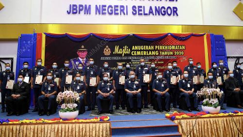 DATUK SERI TS MOHAMMAD HAMDAN WAHID
