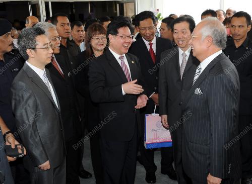 SG01_03072014_PM_UNI