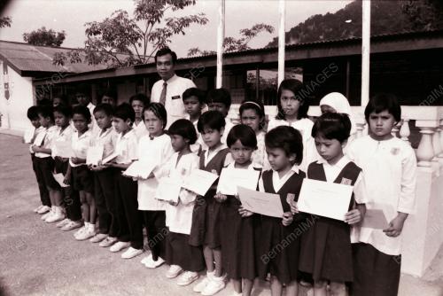 DERMA ANAK YATIM SRK SRI GOMBAK