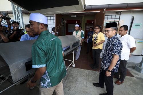 DATUK FAHMI FADZIL