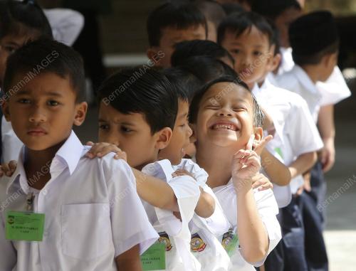 HARI PERSEKOLAHAN TAHUN BARU
