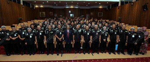 SG01_04012018_HARI_IMIGRESEN_BN201801035174
