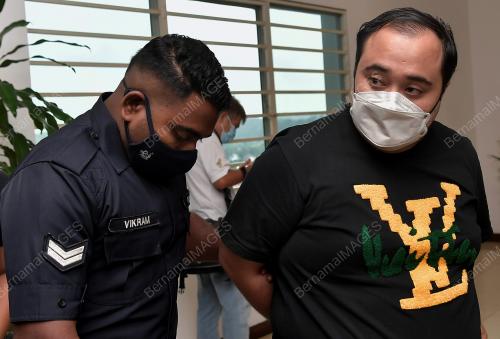 KHAIRUL KHUZAINI ZAMSANI