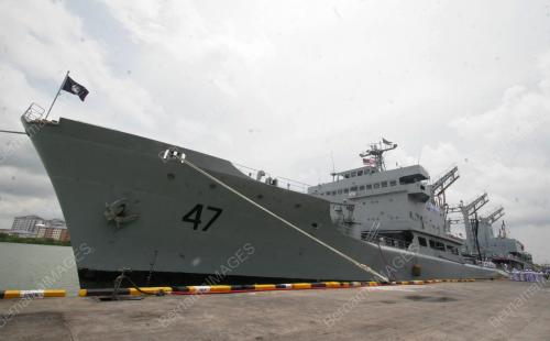 KAPAL PERANG NASR PAKISTAN