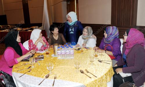 SG01_04092012_DIALOG
