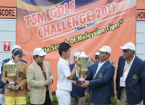 MUHYIDDIN YASSIN