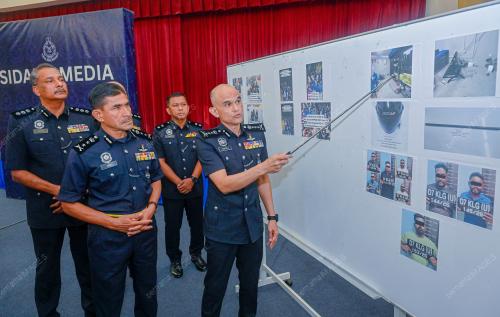 DATUK SHAZELI KAHAR