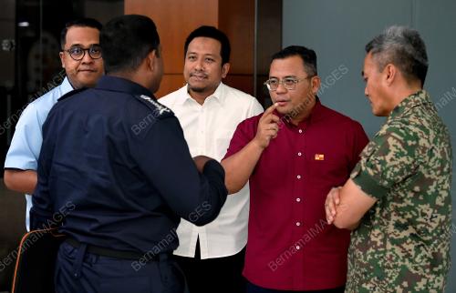 DATUK SERI AMIRUDIN SHARI