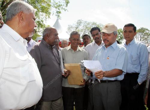 DR MOHAMAD KHIR TOYO