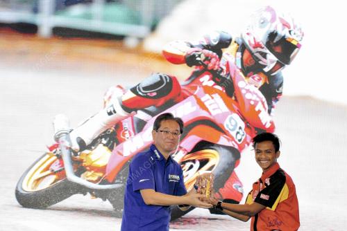 SG01_06022015_YAMAHA