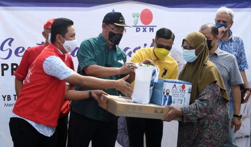 TAN SRI NOH OMAR