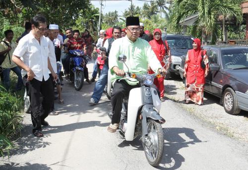 DATUK SERI NOH OMAR