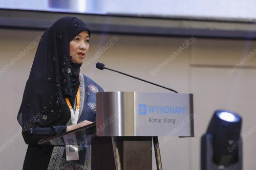 SITI ROZAIMERIYANTY ABDUL RAHMAN