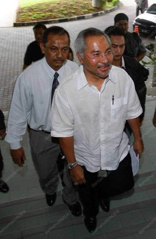 DATUK SERI MOHD KHIR TOYO