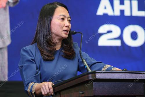 HANNAH YEOH