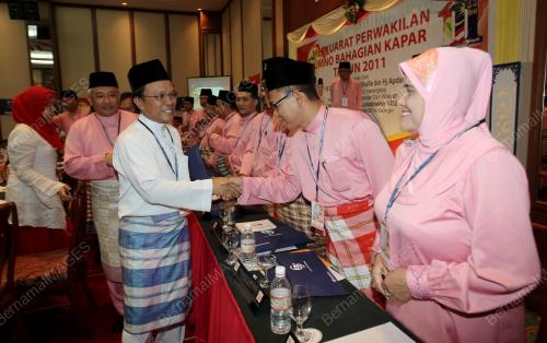 DATUK SERI MOHD SHAFIE APDAL
