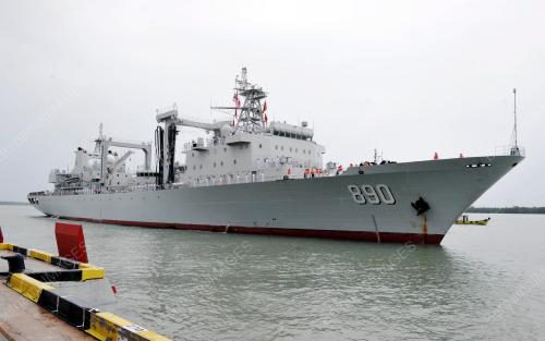 SG01_07102016_KAPAL_CHINA