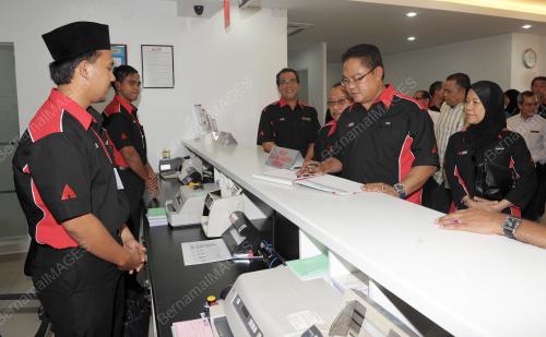 DATUK SERI NOH OMAR
