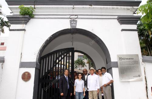 SG01_08122015_KLANG