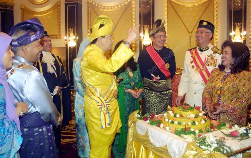 SULTAN_PULUT