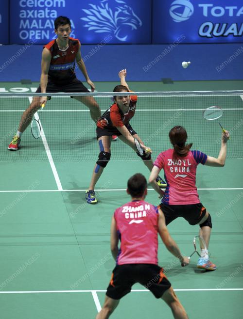 SG01_09042016_BADMINTON
