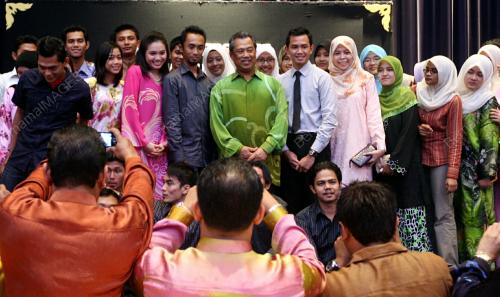 MUHYIDDIN YASSIN