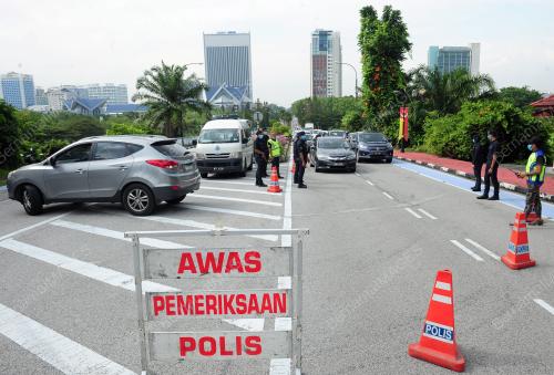 DATUK SERI JAMAL SERAH MEMERANDUM BERHUBUNG ISU AIR DI SELANGOR