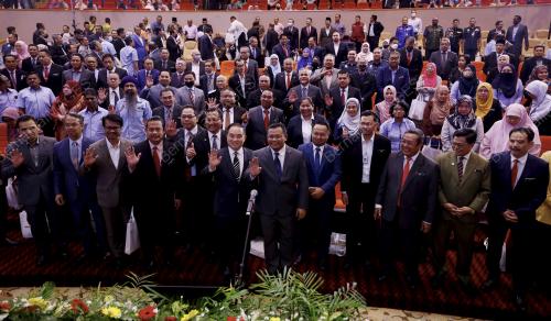 DATUK SERI AMIRUDIN SHARI