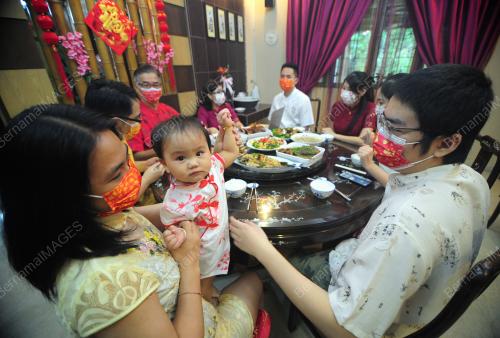 TINJAUAN MAKAN BESAR DALAM NORMA BARU SEMPENA TAHUN BARU CINA