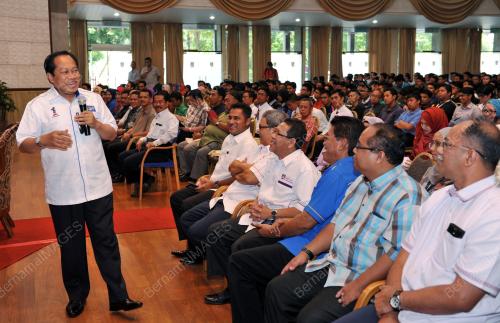 SG01_11042015_UITM_GST