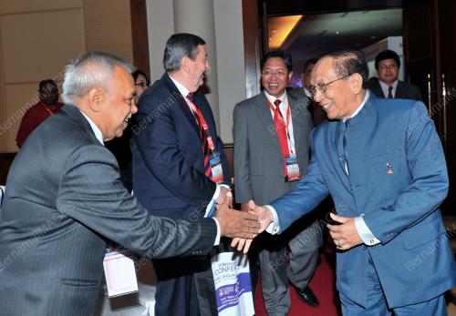 SG01_11072012_RAIS_MEDIA1