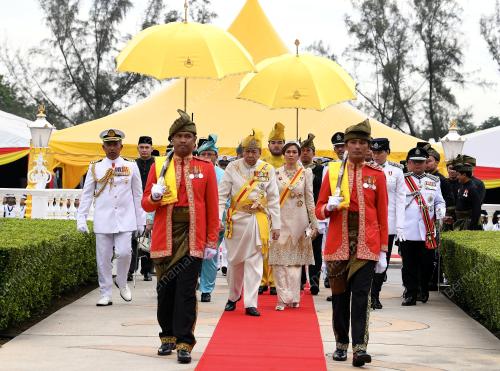 SULTAN SHARAFUDDIN IDRIS SHAH
