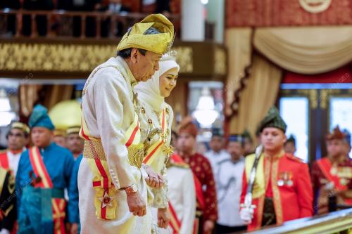 SULTAN SHARAFUDDIN IDRIS SHAH