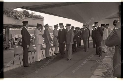 SULTAN BRUNEI BERANGKAT PULANG