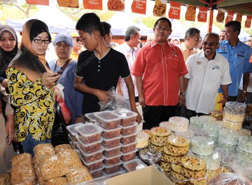 SG01_12082012_PASAR_TANI_KHAS