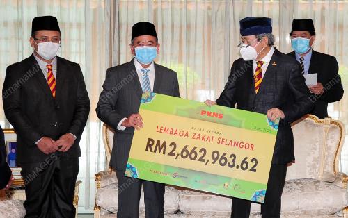 SULTAN SHARAFUDDIN IDRIS SHAH