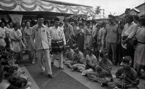 SG01_14012015_PM_KOMPLEKS_UMNO