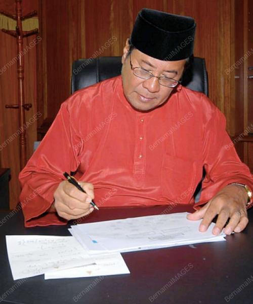 ABDUL KHALID IBRAHIM